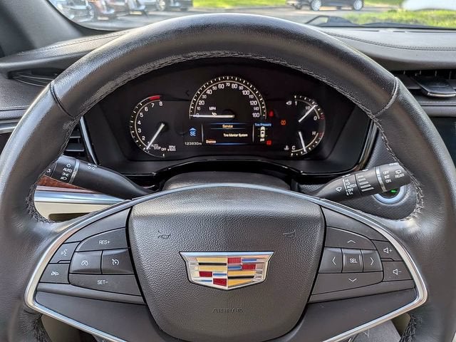 2018 Cadillac XT5 Luxury FWD