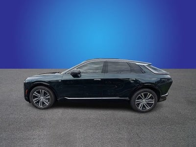 2024 Cadillac LYRIQ Luxury 1