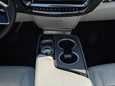 2024 Cadillac LYRIQ Luxury 2