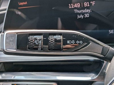 2024 Cadillac LYRIQ Sport 3