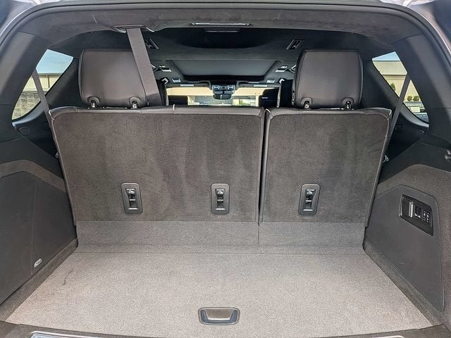 2023 Cadillac Escalade 4WD Sport Platinum