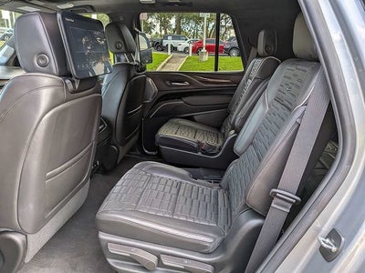 2023 Cadillac Escalade 4WD Sport Platinum