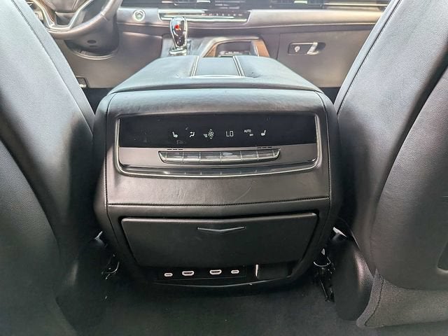 2023 Cadillac Escalade 4WD Sport Platinum