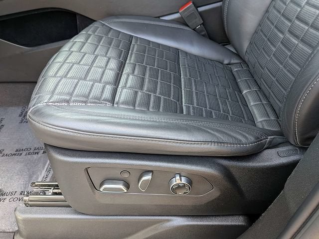 2023 Cadillac Escalade 4WD Sport Platinum