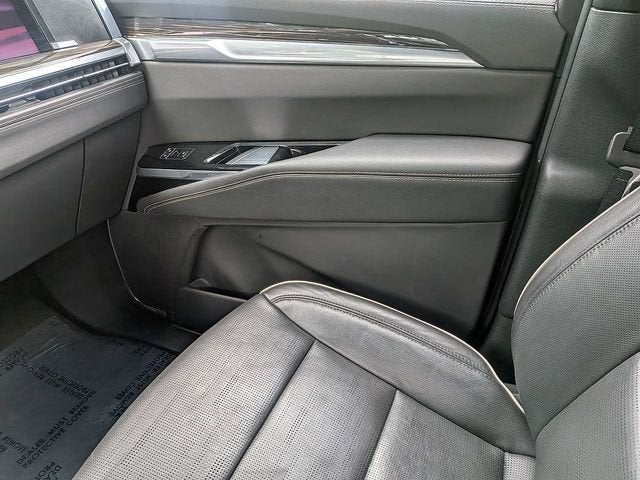 2025 Cadillac Escalade Premium Luxury