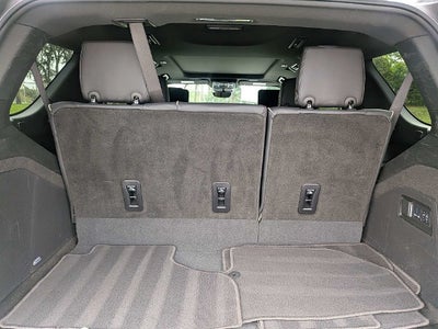 2025 Cadillac Escalade Premium Luxury