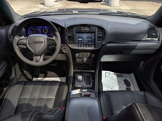 2022 Chrysler 300 300S