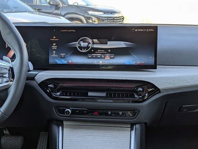 2025 BMW 3 Series 330i