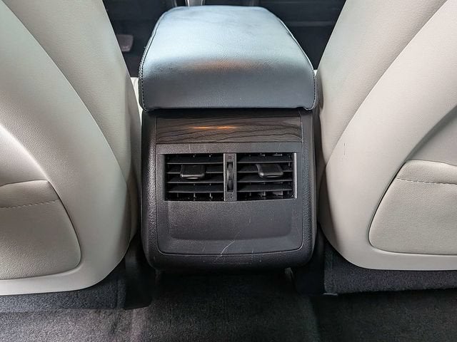 2015 Toyota Avalon Limited