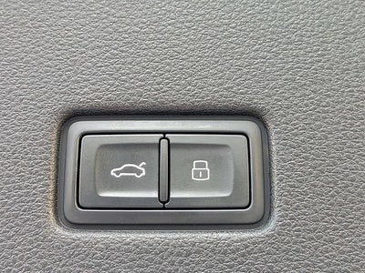 2022 Audi Q8 Premium