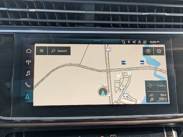 2022 Audi Q8 Premium