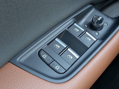 2022 Audi Q8 Premium