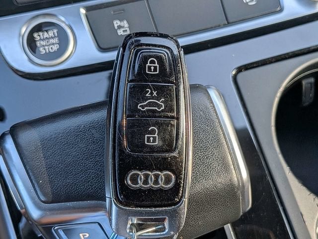 2022 Audi Q8 Premium