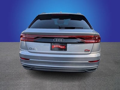 2022 Audi Q8 Premium