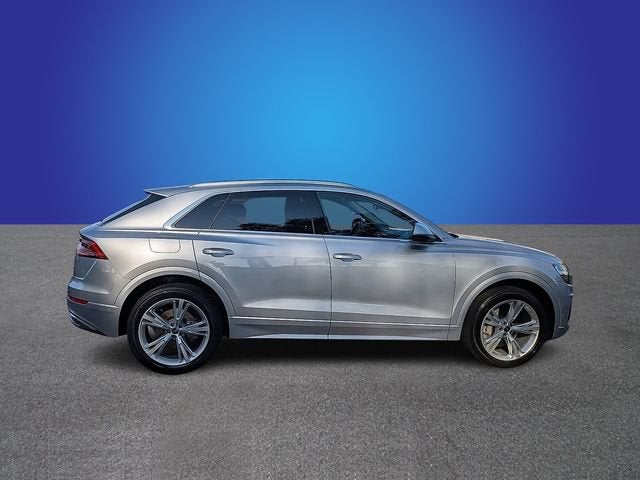 2022 Audi Q8 Premium