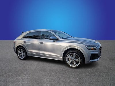 2022 Audi Q8 Premium