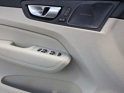 2026 Volvo XC60 Plug-In Hybrid Ultra