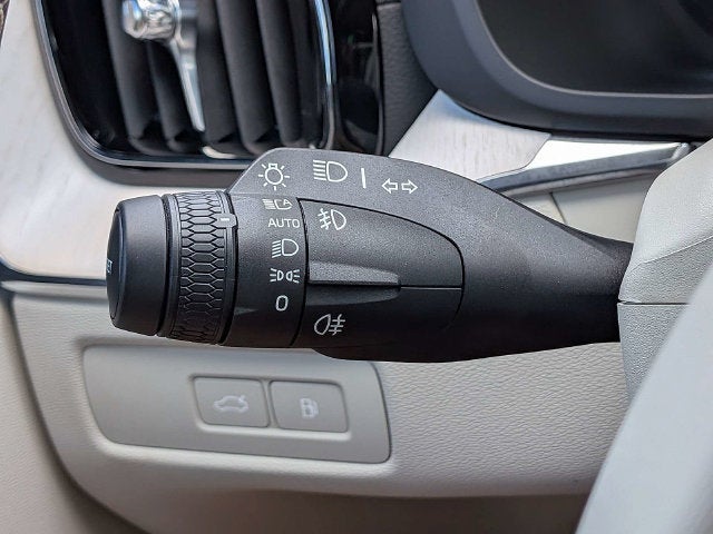 2026 Volvo XC60 Plug-In Hybrid Ultra