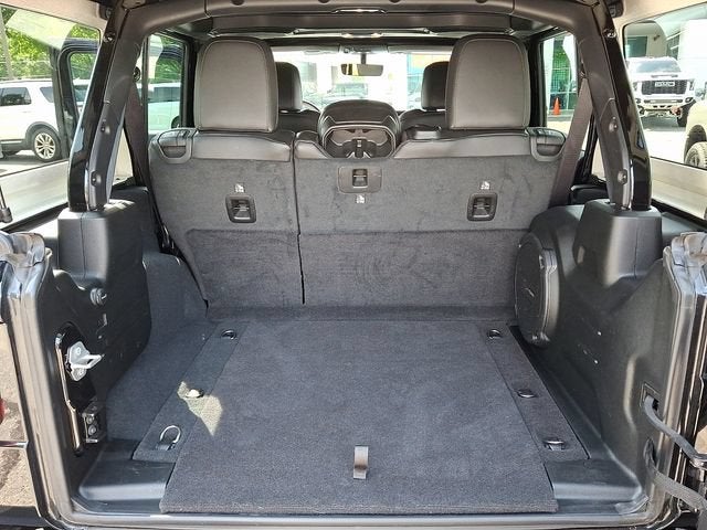 2023 Jeep Wrangler Sahara Altitude