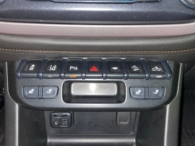 2021 GMC Canyon 4WD AT4 w/Leather