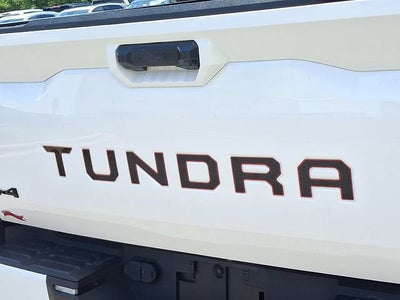 2023 Toyota Tundra 4WD SR5