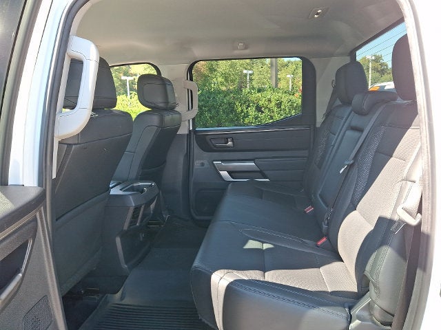 2022 Toyota Tundra 4WD SR5