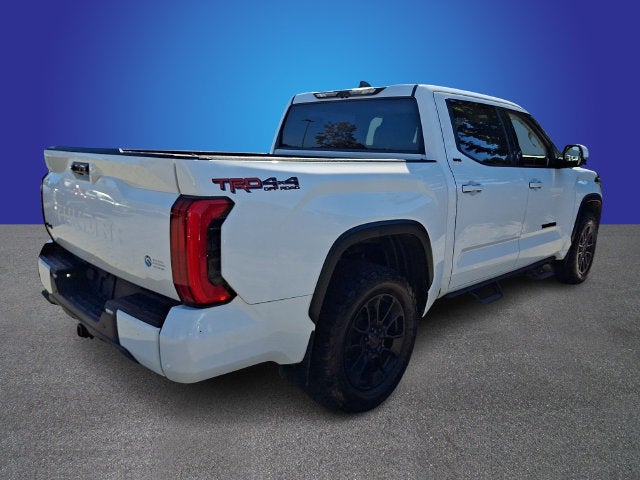 2022 Toyota Tundra 4WD SR5