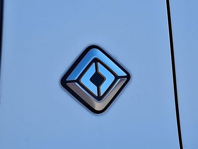 2025 RIVIAN R1S Adventure