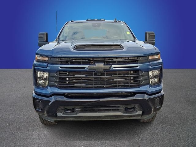2024 Chevrolet Silverado 2500 HD Custom