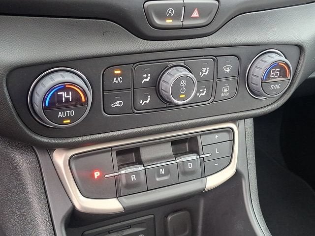 2022 GMC Terrain Denali