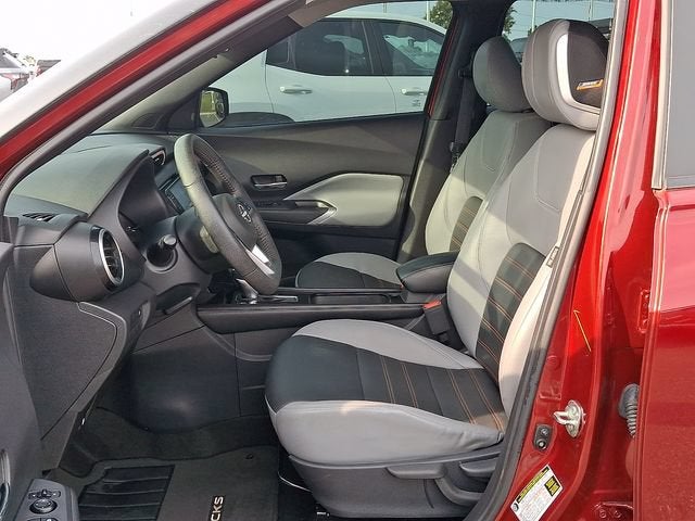 2023 Nissan Kicks SR Xtronic CVT