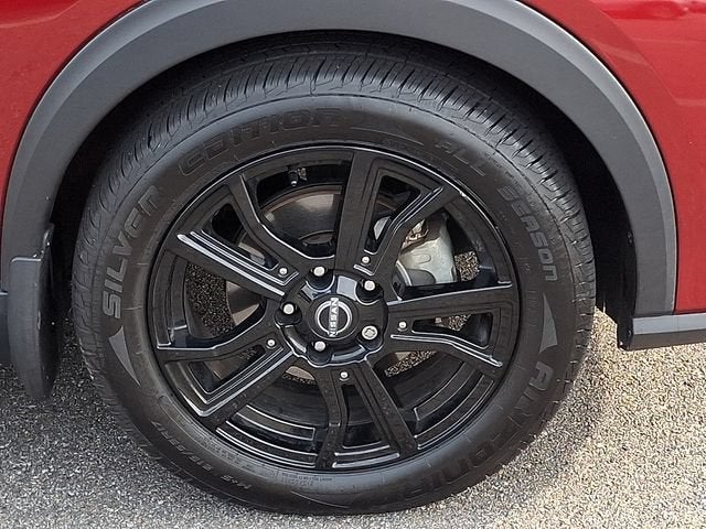 2023 Nissan Kicks SR Xtronic CVT