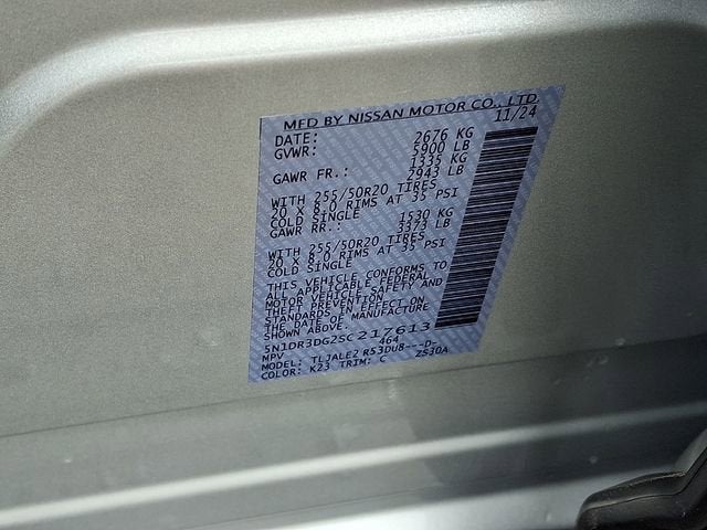2025 Nissan Pathfinder Platinum FWD