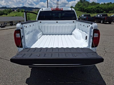 2024 GMC Canyon AT4
