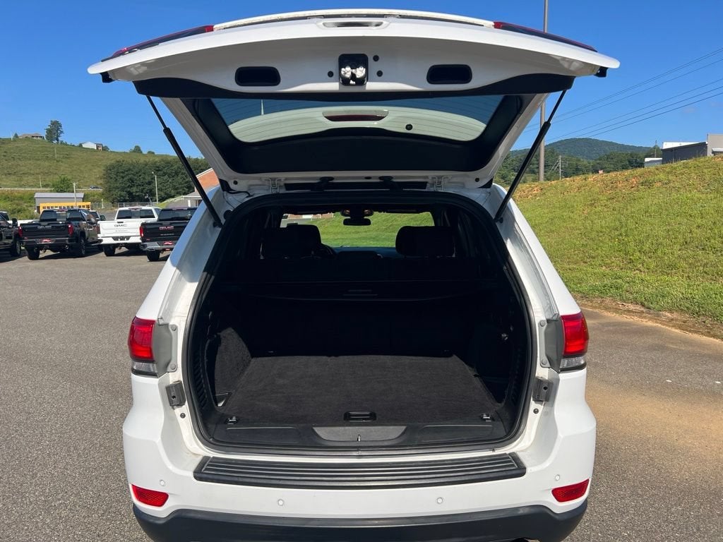 2018 Jeep Grand Cherokee Laredo E