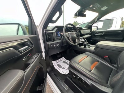 2025 GMC Sierra 1500 AT4