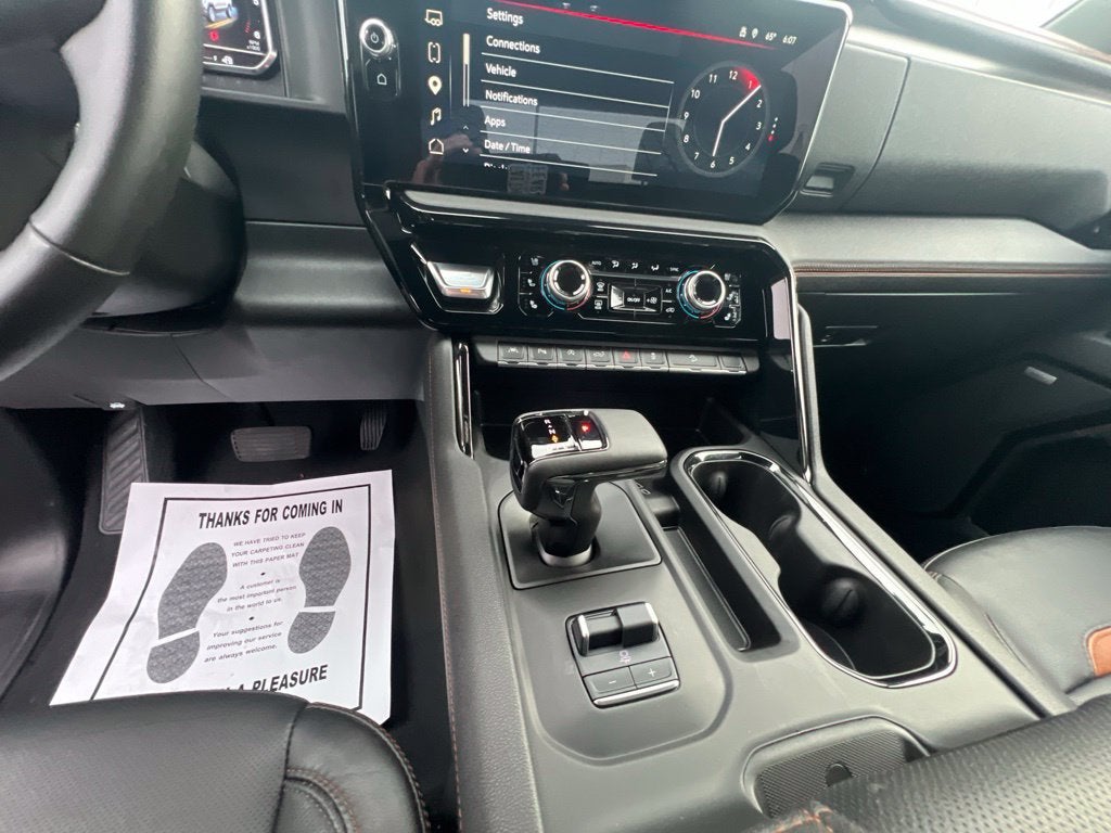2025 GMC Sierra 1500 AT4