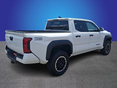 2024 Toyota Tacoma 4WD SR5