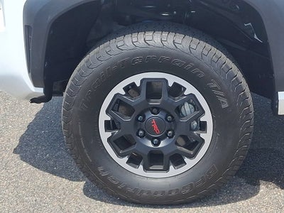2024 Toyota Tacoma 4WD SR5