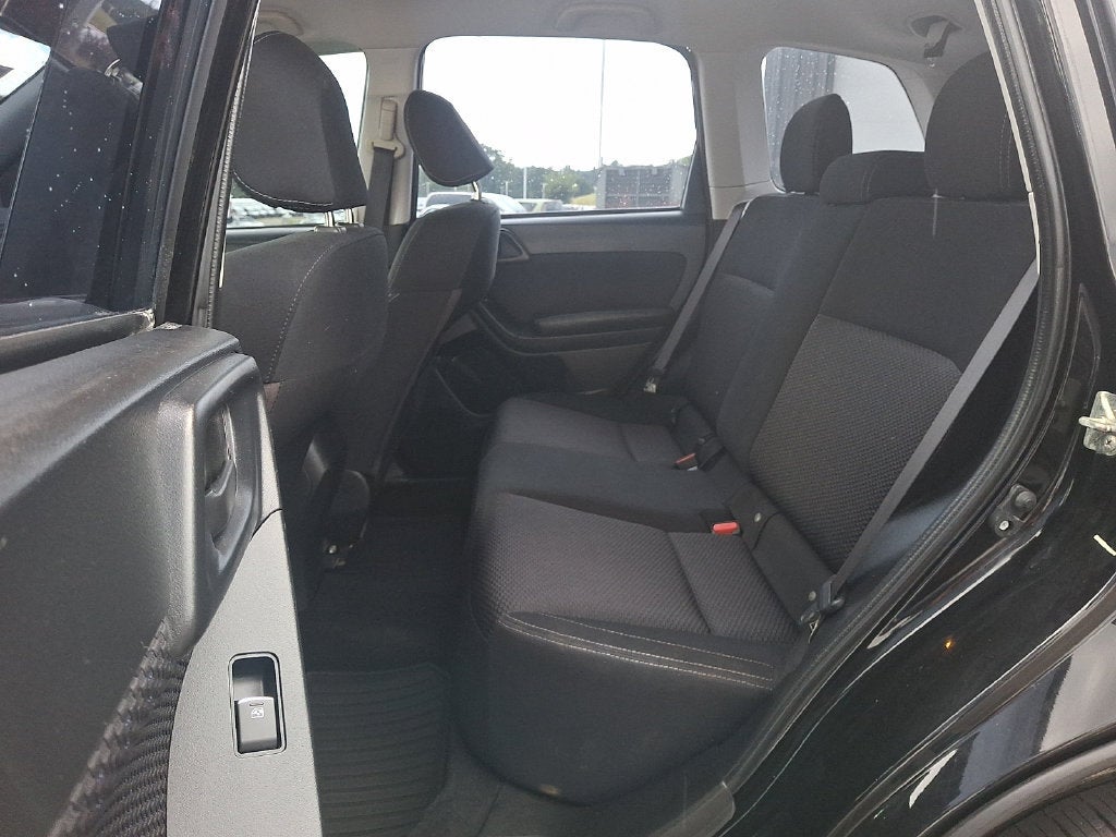2018 Subaru Forester Base