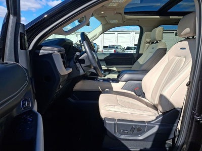 2024 Ford Expedition Platinum