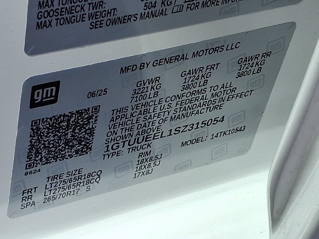 2025 GMC Sierra 1500 AT4