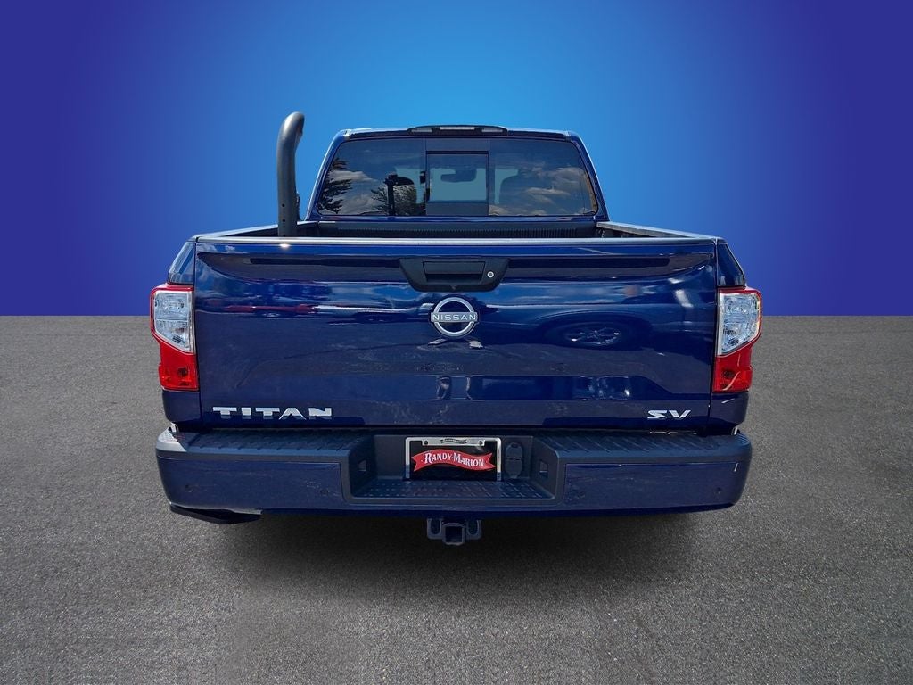 2024 Nissan Titan SV