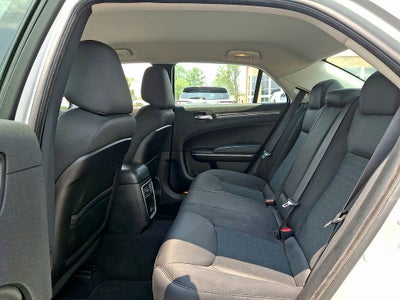 2019 Chrysler 300 Touring