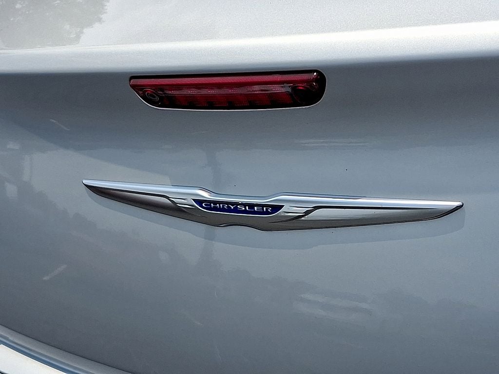 2019 Chrysler 300 Touring