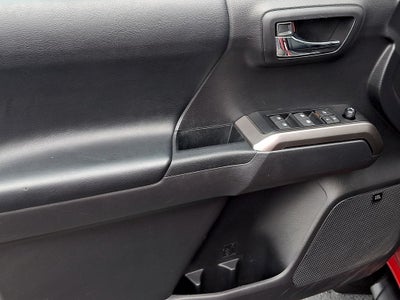 2022 Toyota Tacoma Limited V6