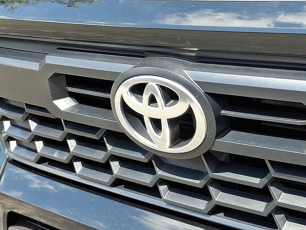 2025 Toyota Tacoma Hybrid TRD Sport