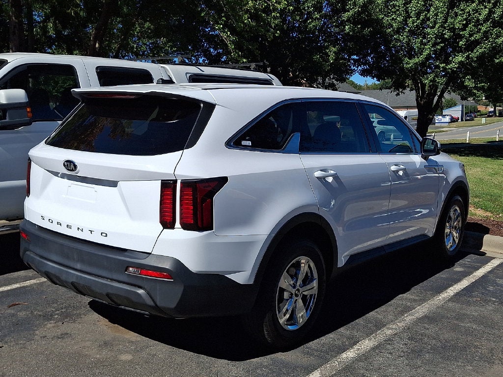 2021 Kia Sorento LX