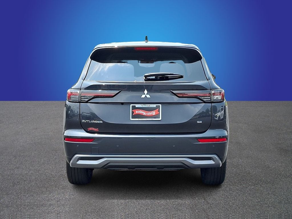 2025 Mitsubishi Outlander SE