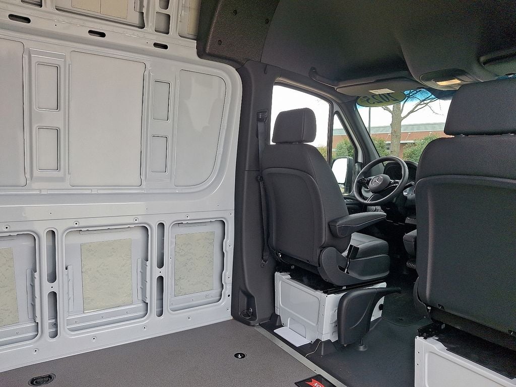 2025 Mercedes-Benz Sprinter 2500 High Roof